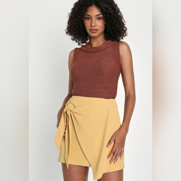 Lulus Knot Basic Yellow Tie-front Mini Skirt - Size M - Picture 3 of 4